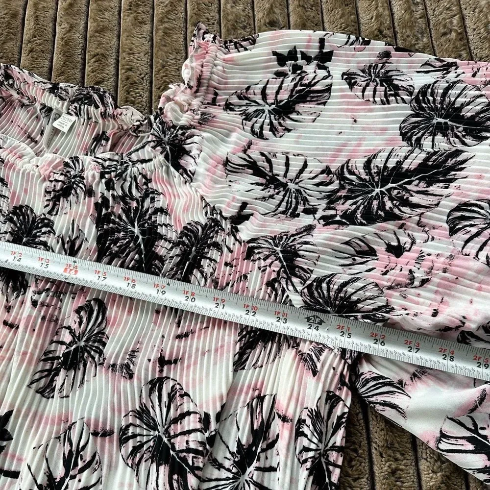 🎉5 for $45🎉 Cato top blouse shirt size 26/28 - Picture 8 of 9